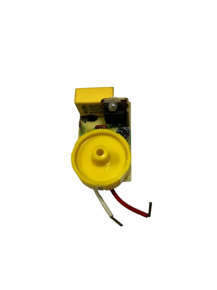 regulator-obrotow-ts825