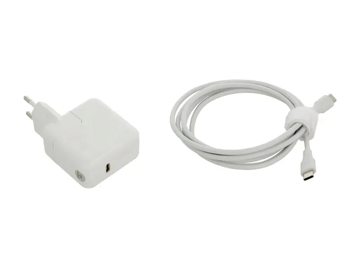 zasilacz-ladowarka-a1882-usb-c-30w-do-apple-marka-movano