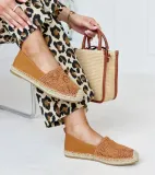 brazowe-espadryle-z-haftem-kalba-marka-gemre