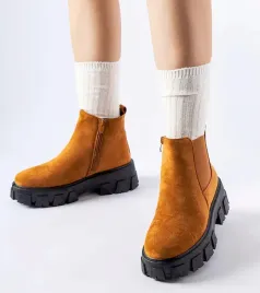 brazowe-niskie-buty-na-masywnej-podeszwie-willo