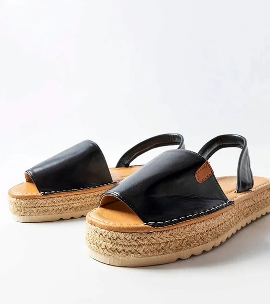 czarne-espadryle-na-platformie-sadbera-stan-nowy