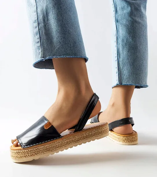 czarne-espadryle-na-platformie-sadbera-marka-gemre