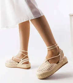 bezowe-wiazane-espadryle-partenia