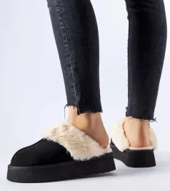 czarne-kapcie-z-jasnym-futerkiem-andonno