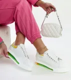 biale-sneakersy-na-platformie-goe-nn2n4029-stan-nowy