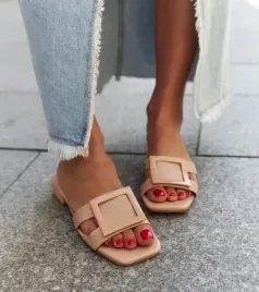 bezowe-klapki-ze-skorzana-wkladka-wilia