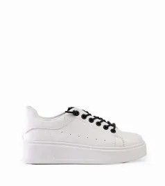 biale-sneakersy-z-efektownym-zdobieniem-asmait