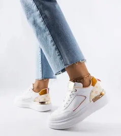 biale-sneakersy-z-bezowymi-wstawkami-margarita