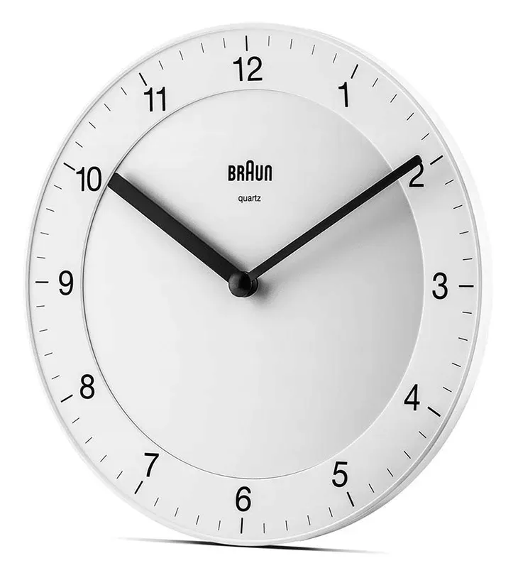 modny-nowoczesny-zegar-scienny-braun-bialy-mat