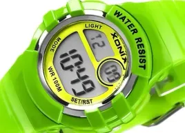 maly-zegarek-xonix-wr100m-na-prezent-dla-dziecka