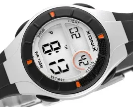 maly-damski-zegarek-sportowy-xonix-wr100m-na-reke