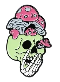 pin-przypinka-metalowa-czaszka-grzyby-halucynacje