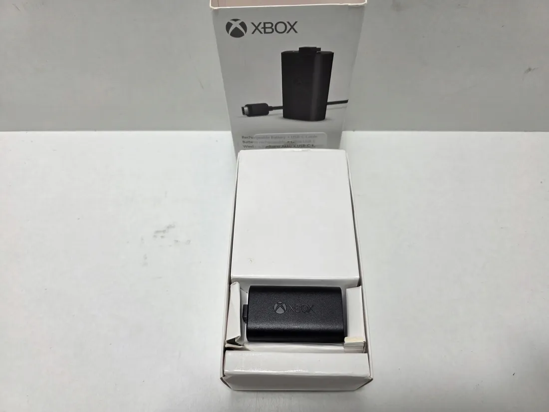 akumulator-microsoft-xbox-series-x-s-kabel-usb-c