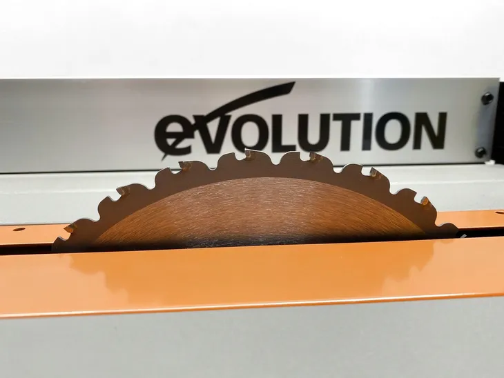 pilarka-stolowa-evolution-r255tbl-1800-w-srednica-tarczy-255-mm