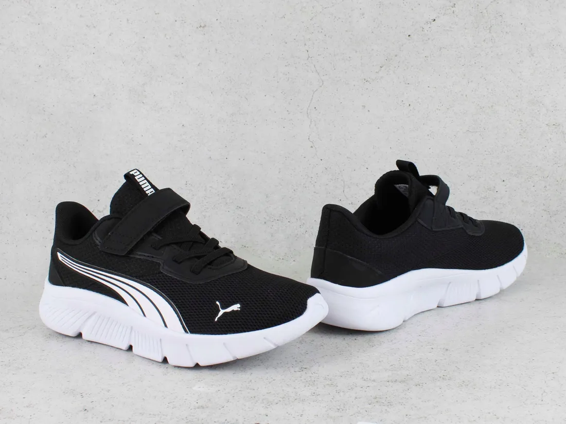 buty-dzieciece-sportowe-puma-flexfocus-modern-acps-401519-01-czarne-r-345-stan-nowy