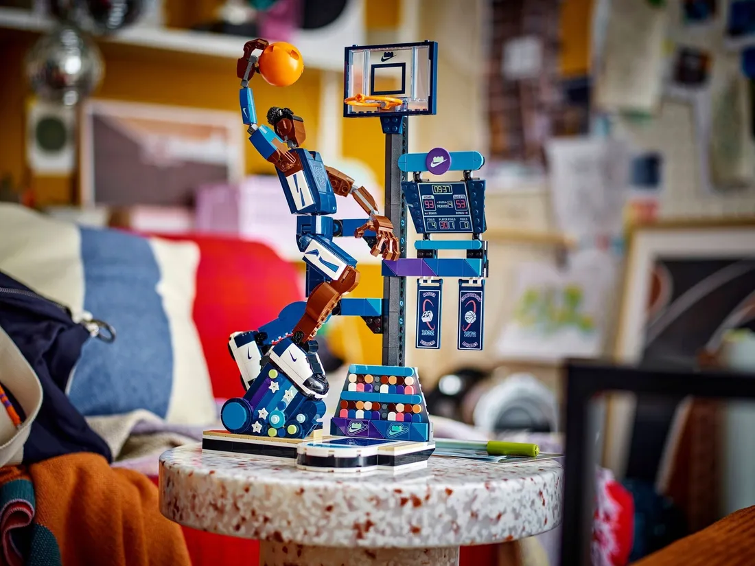 lego-nike-43010-nike-slam-dunk