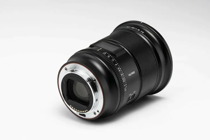 viltrox-af-16mm-f1-8-sony-fe