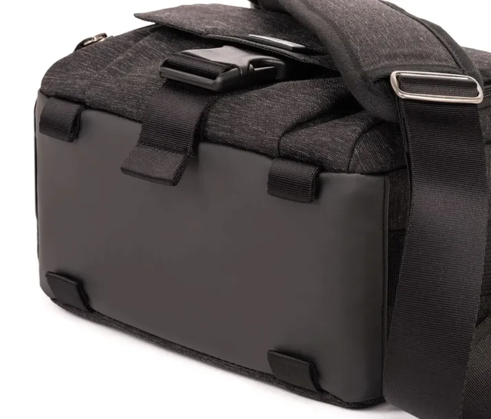thinktank-vision-10-graphite