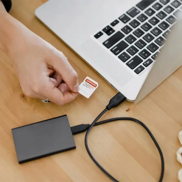 czytnik-kart-usb-sd-sdhc-sdxc-micro-ms-cf-xd-mocny-stan-nowy-producent-foto-elite