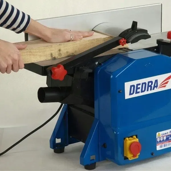 grubiarko-wyrowniarka-heblarka-1100w-stan-nowy