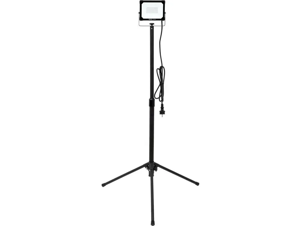 reflektor-smd-led-ze-stoj-30w-2850lm