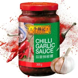 sos-pasta-chili-z-czosnkiem-lee-kum-kee-368g