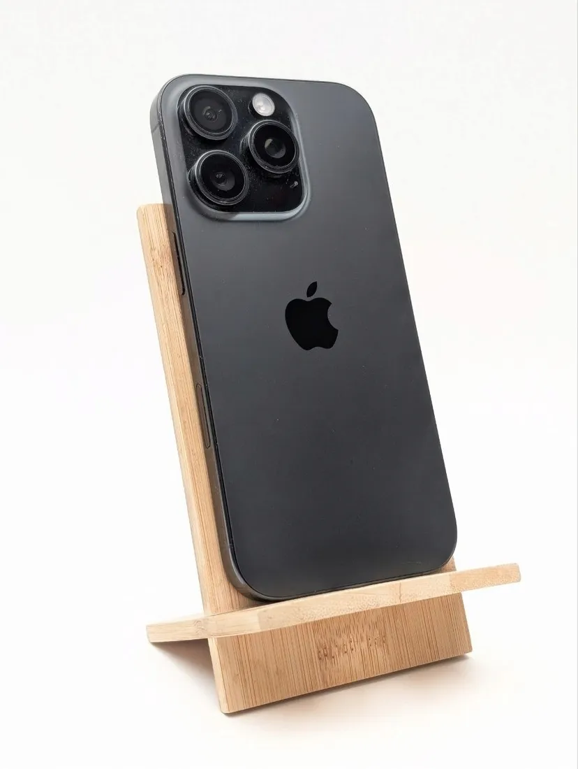 apple-iphone-16-pro-256gb-tytan-czarny-model-telefonu-iphone-16-pro