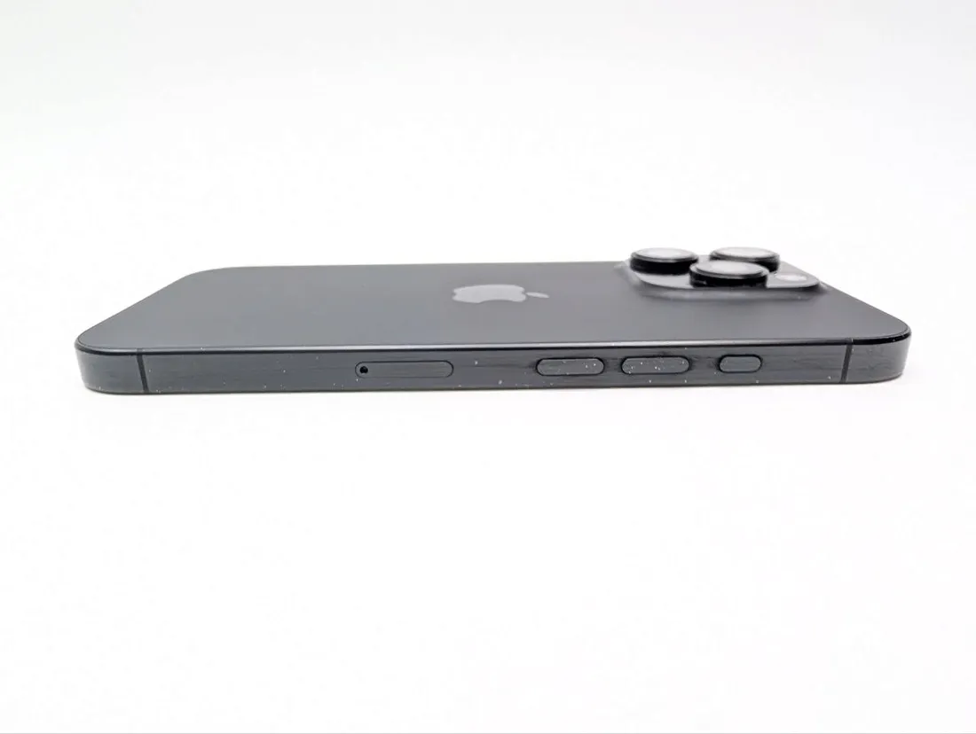 apple-iphone-16-pro-256gb-tytan-czarny