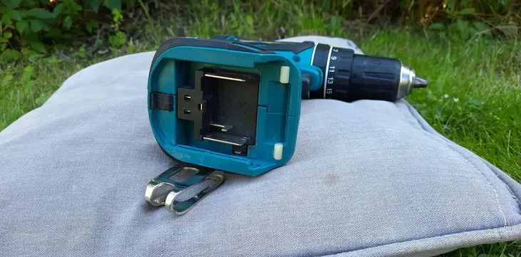makita-dfs451z-typ-akumulatora-li-ion