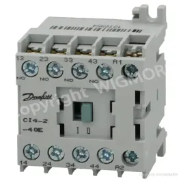 stycznik-danfoss-ci-4-2-220-230v50-60hz-037h3210-32