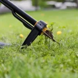 wyrywacz-do-chwastow-smartfit-marka-fiskars-dlugosc-narzedzia-173-cm