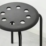 ikea-marius-stolek-taboret-czarny-material-metal