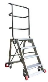 schody-magazynowe-faraone-cm60-4-stopnie-powiekszony-podest-kola-porecz