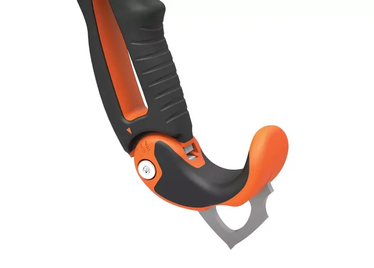 czekan-petzl-nomic-marka-petzl