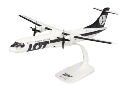 model-samolotu-atr72-200-lot-polish-airlines-1-100-sp-lfa