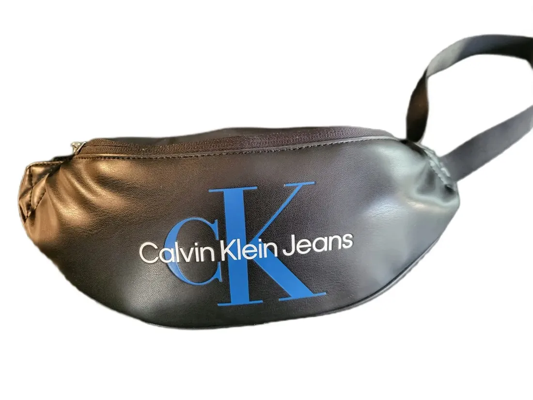 calvin-klein-jeans-nerka-biodrowa-monogram-soft