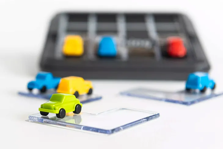 smart-games-parking-puzzler-stan-nowy