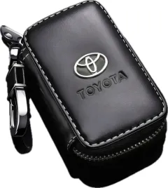 skorzane-etui-na-klucze-toyota-logo-kluczyk-samochodowy-elegancki-brelok