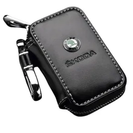 skorzane-etui-na-klucze-skoda-logo-kluczyk-samochodowy-elegancki-brelok