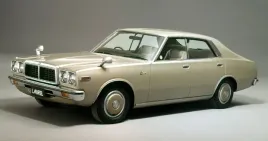 nissan-laurel-lampa-przednia-wewnetrzna-dalekosiezna-lp-1977-1982-hella