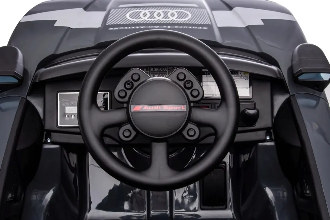 pojazd-audi-rsq-e-tron-szary-stan-nowy