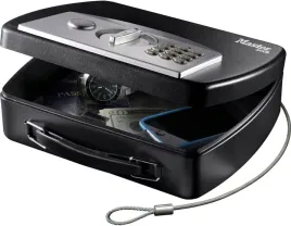 sejf-przenosny-master-lock-p008eml