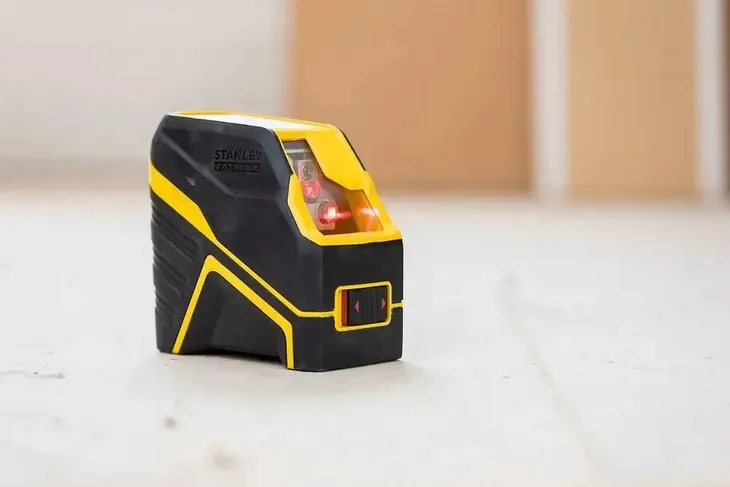 stanley-laser-st-fm-cl-czerwony-model-fmht77585-1