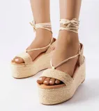 bezowe-espadryle-na-platformie-silvetta