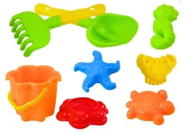 zestaw-do-piasku-wiaderko-sitko-foremki-8-el-kolorowy