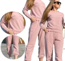 modny-kobiecy-slodki-komplet-dres-pudrowy-xxl