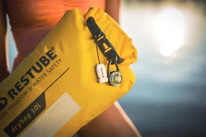 worek-drybag-restube-10-l-niebieski-wodoodporny-szczelny-rolowany-wygodny-stan-nowy-kod-producenta-268962334