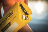 worek-drybag-restube-10-l-niebieski-wodoodporny-szczelny-rolowany-wygodny-stan-nowy-kod-producenta-268962334