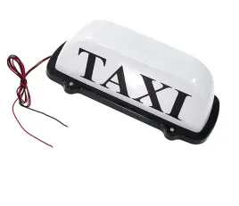 lampa-szpakowka-biala-na-magnes-z-napisem-taxi-a7r60