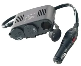 rozgaleziacz-gniazda-zapalniczki-potrojny-usb-12v-s8j70